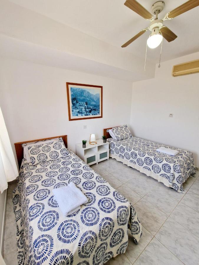 Emma'S Place, 2 Bedroom Apartment With Pool View Paphos Eksteriør bilde