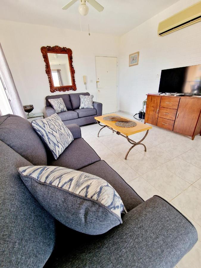 Emma'S Place, 2 Bedroom Apartment With Pool View Paphos Eksteriør bilde