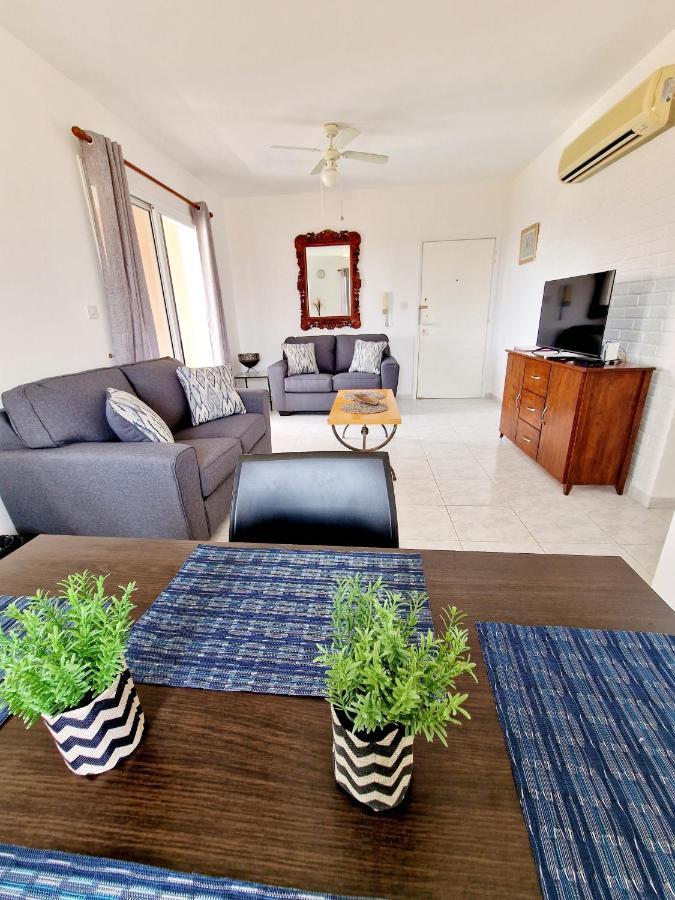 Emma'S Place, 2 Bedroom Apartment With Pool View Paphos Eksteriør bilde
